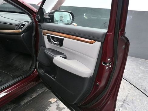 Used 2018 Honda CR-V EX image 9