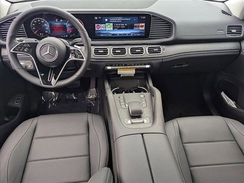New 2026 Mercedes-Benz GLS 450 4MATIC image 14