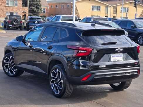 Certified 2024 Chevrolet Trax RS image 14