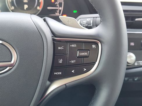 Used 2025 Lexus ES 350 w/ Premium Package image 33