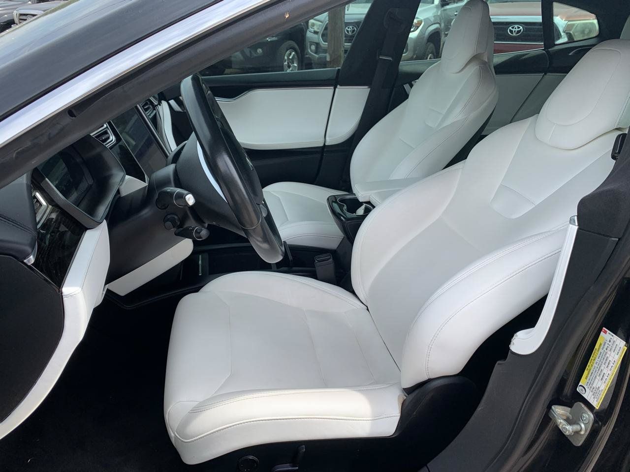 Used 2017 Tesla Model S 60 RWD image 8