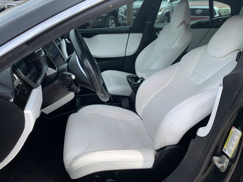 Used 2017 Tesla Model S 60 RWD image 8