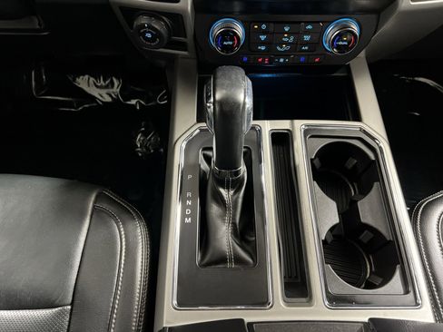 Used 2019 Ford F150 Lariat w/ Equipment Group 502A Luxury image 22