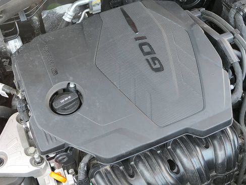 Used 2024 Kia Sorento S w/ Panoramic Sunroof Package FWD image 30