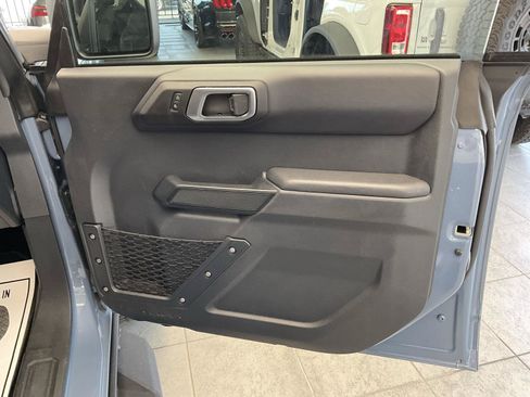 Used 2025 Ford Bronco Badlands w/ Sasquatch Package AWD/4WD image 13
