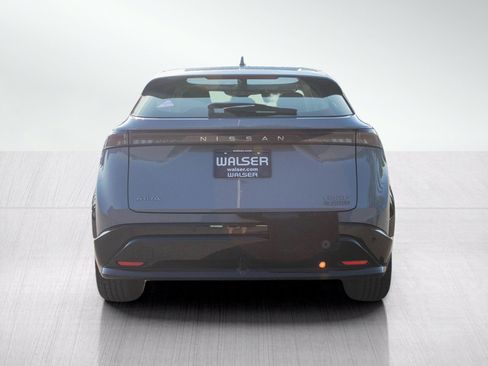 Used 2023 Nissan Ariya AWD image 4