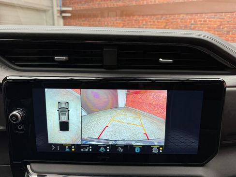 Used 2023 GMC Sierra 1500 AT4X AWD/4WD image 20
