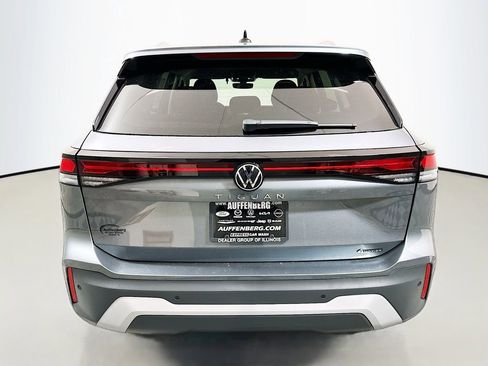 New 2026 Volkswagen Tiguan S image 18