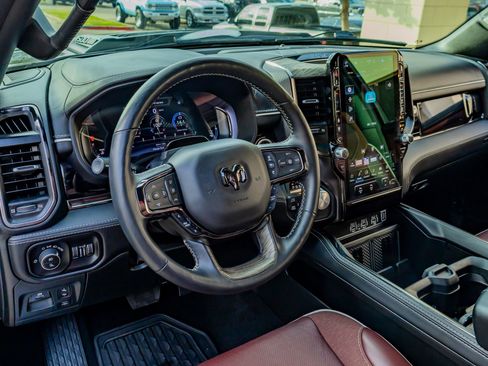 Used 2025 RAM 1500 Limited image 17