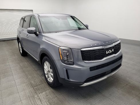 Used 2022 Kia Telluride LX image 13
