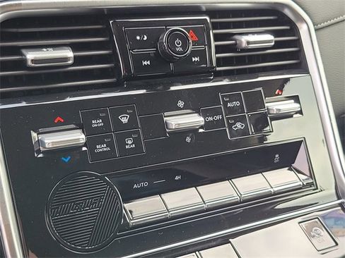 New 2025 Nissan Armada SV image 15