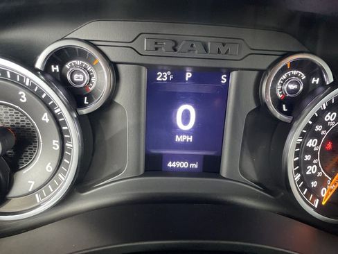 Used 2021 RAM 1500 Big Horn image 14