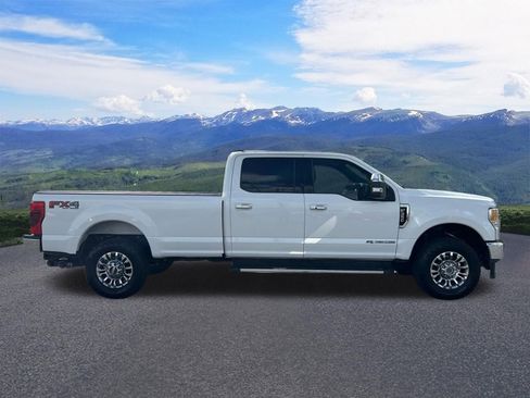 Used 2022 Ford F350 Lariat w/ Lariat Ultimate Package AWD/4WD image 8