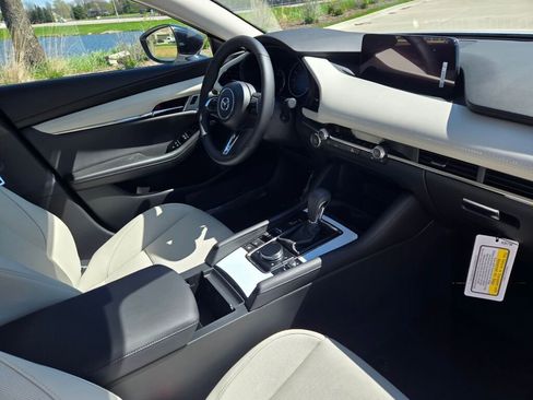 New 2026 MAZDA MAZDA3 2.5 Turbo Sedan w/Premium Plus AWD/4WD image 5