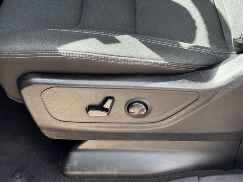Used 2025 RAM 1500 Big Horn AWD/4WD image 28