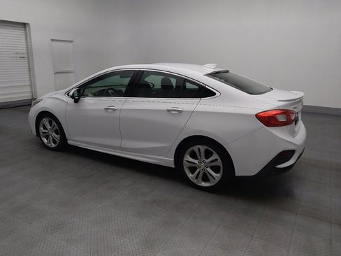 Used 2017 Chevrolet Cruze Premier FWD image 3