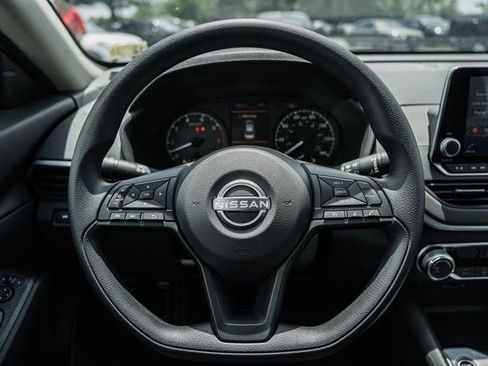 New 2025 Nissan Altima 2.5 S image 24