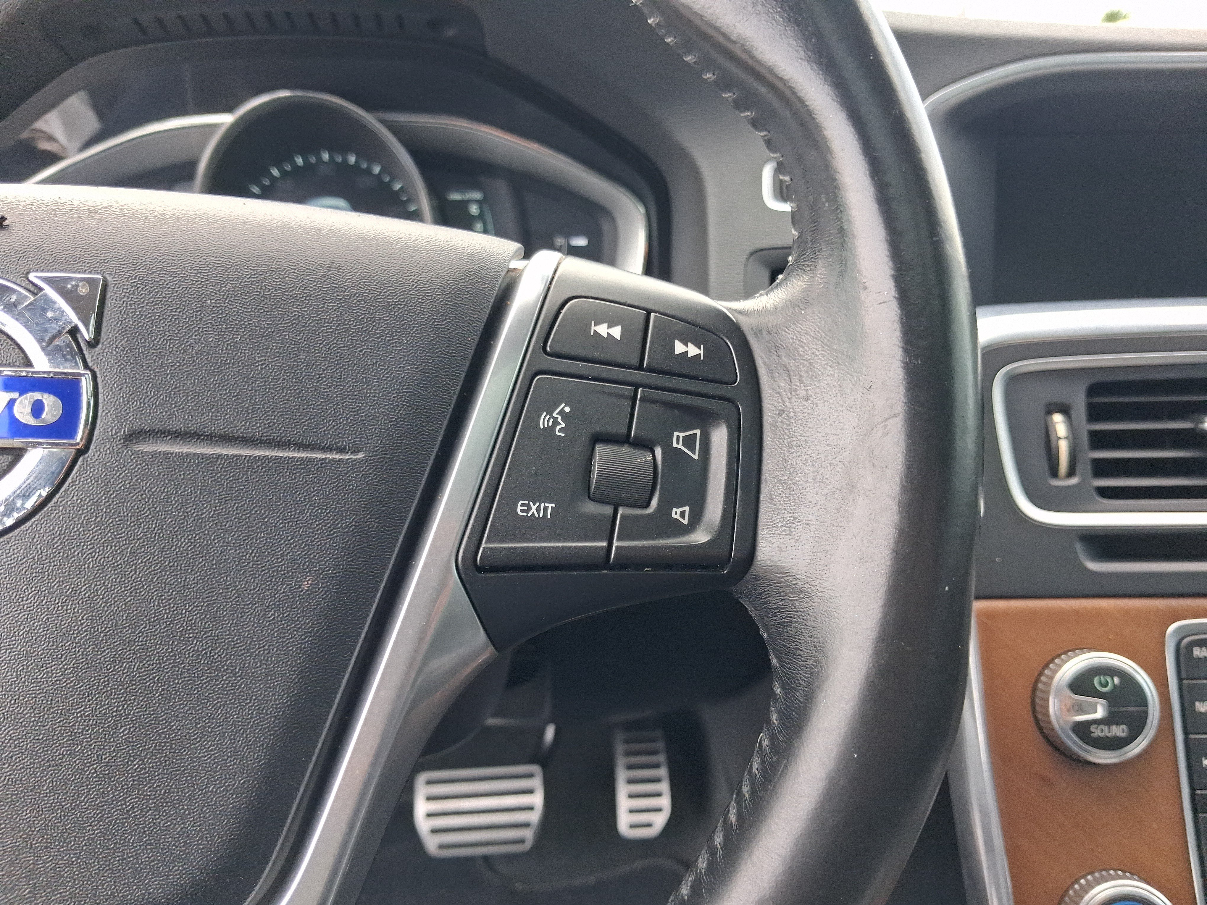 Used 2016 Volvo S60 T5 Premier FWD image 17