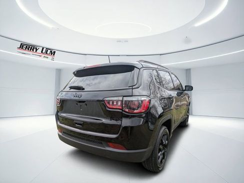 New 2026 Jeep Compass Latitude AWD/4WD image 3