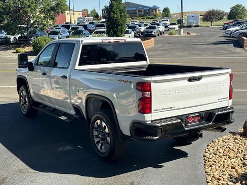 Used 2022 Chevrolet Silverado 2500 Custom w/ Custom Value Package AWD/4WD image 48