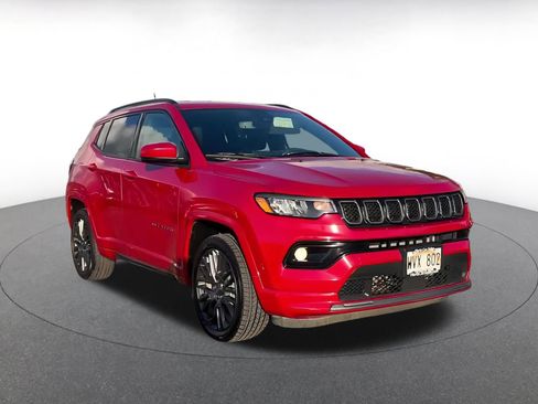 Used 2023 Jeep Compass Limited image 4