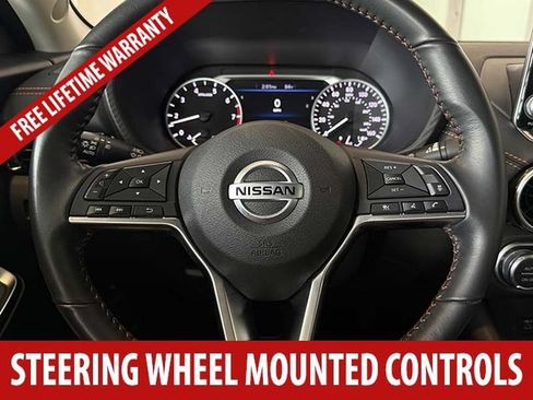 Used 2023 Nissan Sentra SR w/ Electronics Package FWD image 9