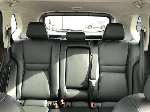 Used 2023 Nissan Rogue SV w/ SV Premium B Package image 12