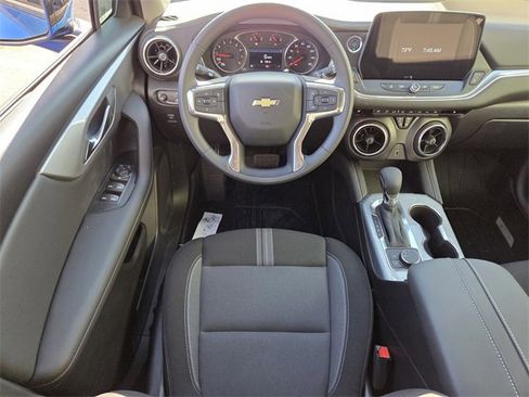 New 2025 Chevrolet Blazer LT w/ Midnight/Sport Edition image 8