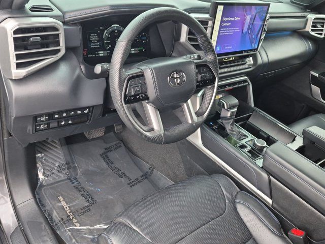 Used 2024 Toyota Sequoia Platinum AWD/4WD image 17