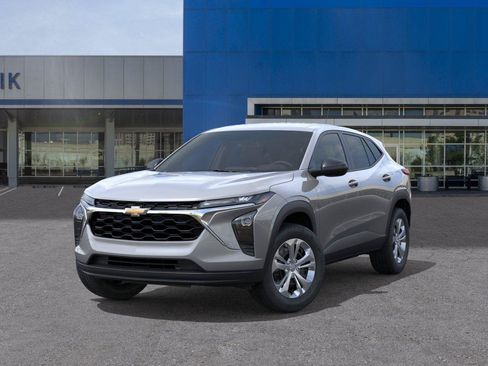 New 2026 Chevrolet Trax LS FWD image 6