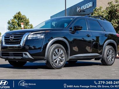 Used 2022 Nissan Pathfinder SV