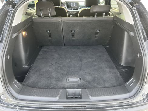 Used 2024 Chevrolet Trax LS w/ LS Convenience Package image 17