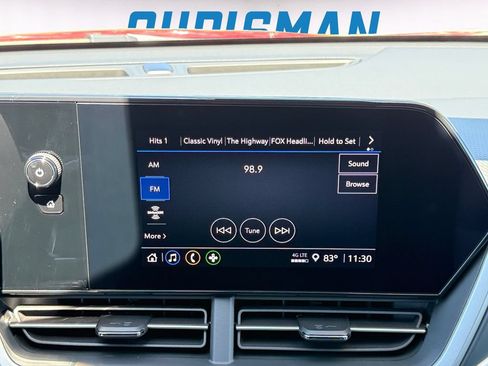 New 2026 Chevrolet Trax RS w/ Sunroof Package FWD image 14