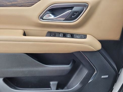 Used 2023 Chevrolet Suburban Premier w/ Premium Package 2 image 29