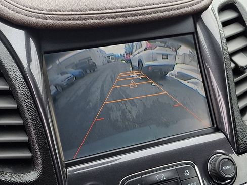 Used 2015 Chevrolet Impala LT image 17