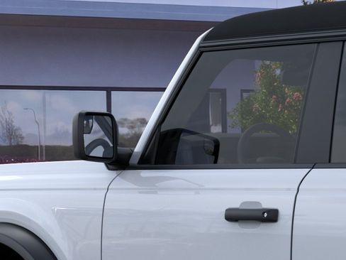 New 2025 Ford Bronco 4-Door AWD/4WD image 22