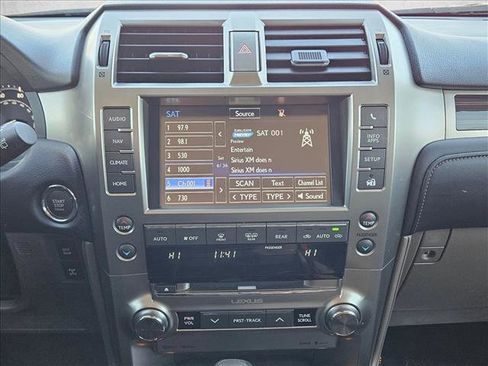 Used 2021 Lexus GX 460 Premium w/ Premium Package image 14