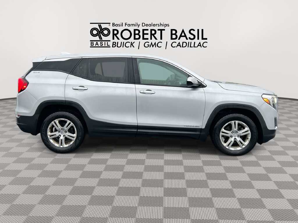 Used 2018 GMC Terrain SLE AWD/4WD image 9
