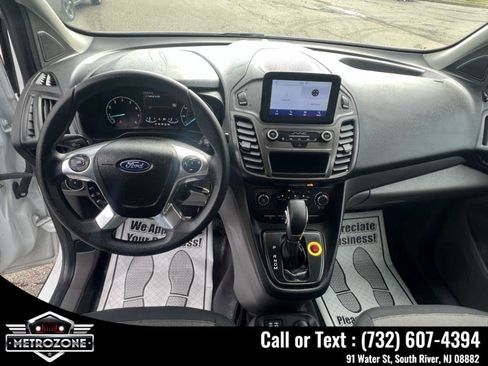 Used 2020 Ford Transit Connect XL image 23