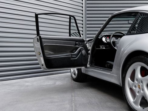 Used 1998 Porsche 911 Carrera 4S image 14