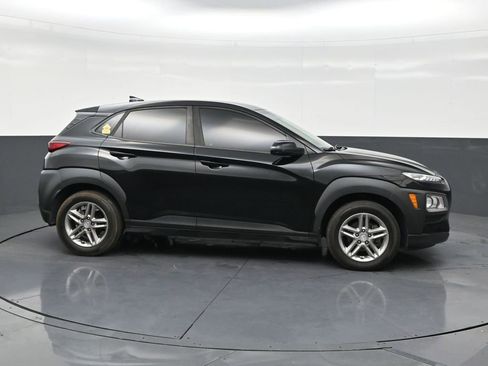 Used 2018 Hyundai Kona SE image 6