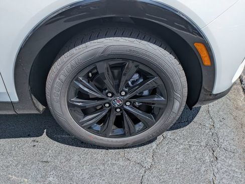 New 2026 Buick Envista Sport Touring w/ Convenience I Package FWD image 12