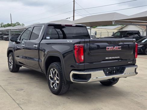 Certified 2022 GMC Sierra 1500 SLT AWD/4WD image 5