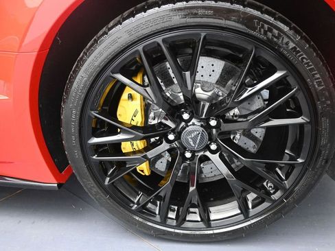 Used 2016 Chevrolet Corvette Z06 w/ 3LZ Preferred Equipment Group RWD image 40