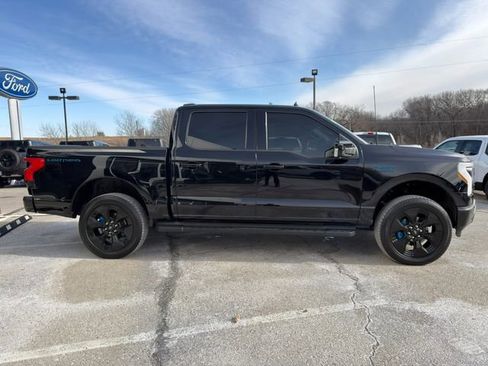 Used 2024 Ford F150 Lightning Platinum image 8