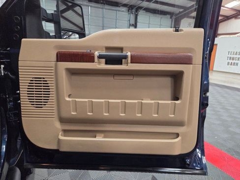 Used 2013 Ford F250 King Ranch w/ FX4 Off Road Pkg image 38