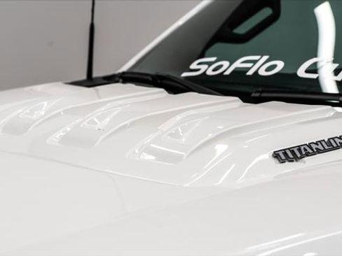 Used 2024 Ford F150 Lariat w/ FX4 Off-Road Package image 21