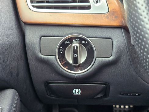 Used 2015 Mercedes-Benz CLS 400 image 28