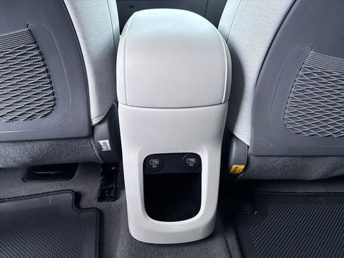 Used 2024 Hyundai Ioniq 5 Limited AWD/4WD image 18