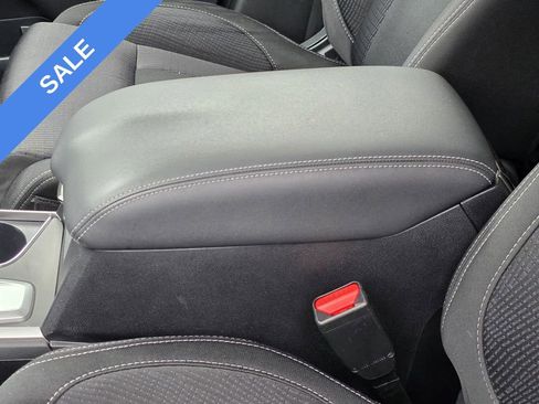 Used 2020 Subaru Ascent Premium w/ Convenience Package image 9